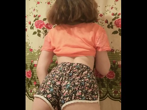 ❤️ Leanabh òg sexy a ’toirt dheth na shorts aice air a’ chamara ️❌  Pornografach  aig gd.credit-assorti.ru ❤