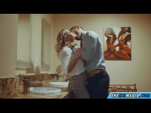 ❤️ Nuair a bhios fionn mòr gad mhealladh ann an seòmar fois poblach ️❌  Pornografach  aig gd.credit-assorti.ru ❤